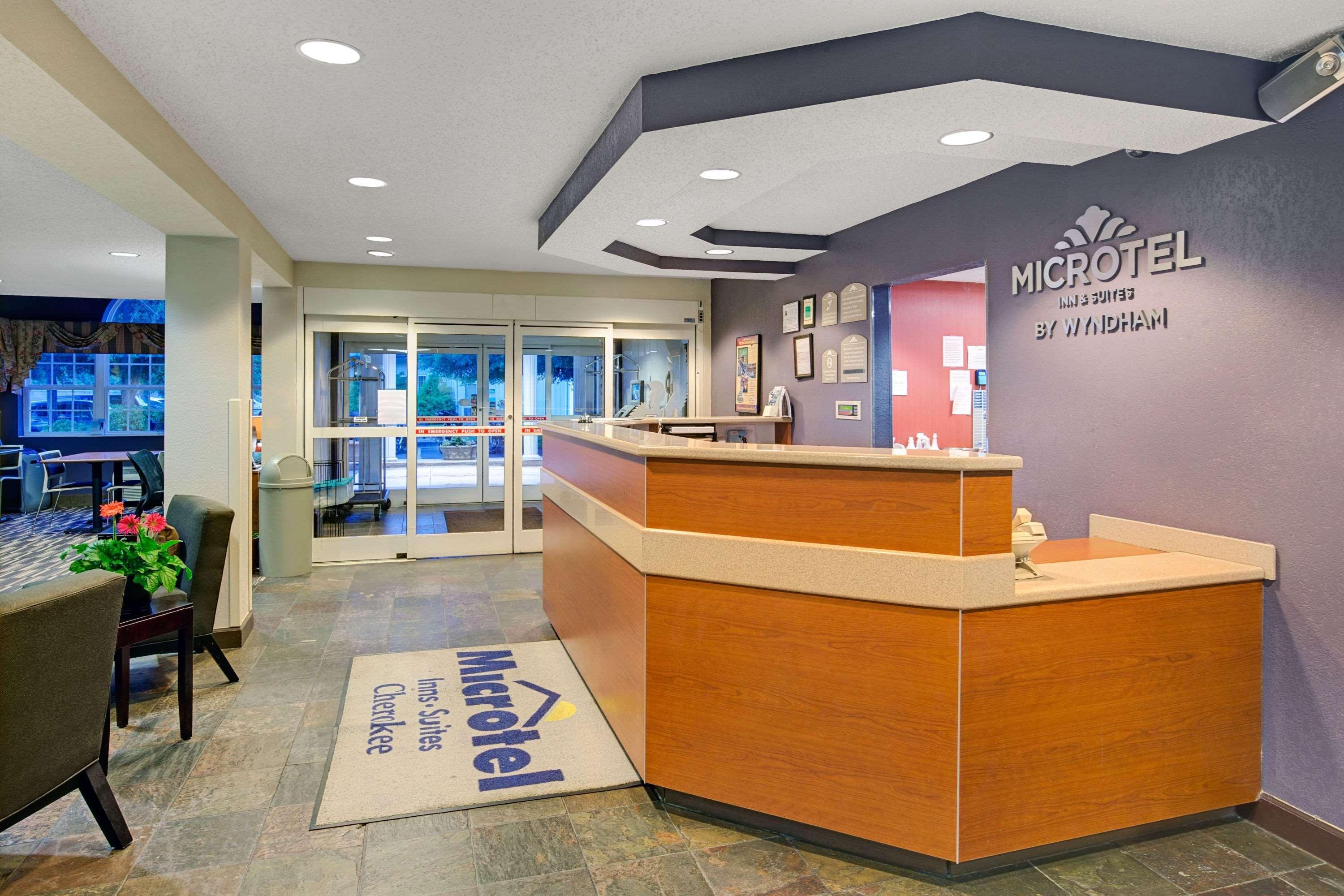 Microtel Inn & Suites By Wyndham Cherokee Dış mekan fotoğraf